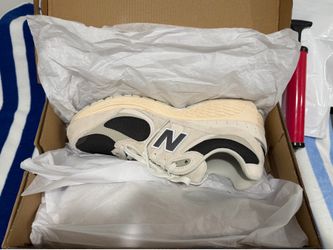 New Balance 2002r Sneakers (Rare Color)!!!  (NEW)