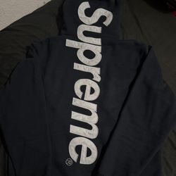 Supreme Hoodie