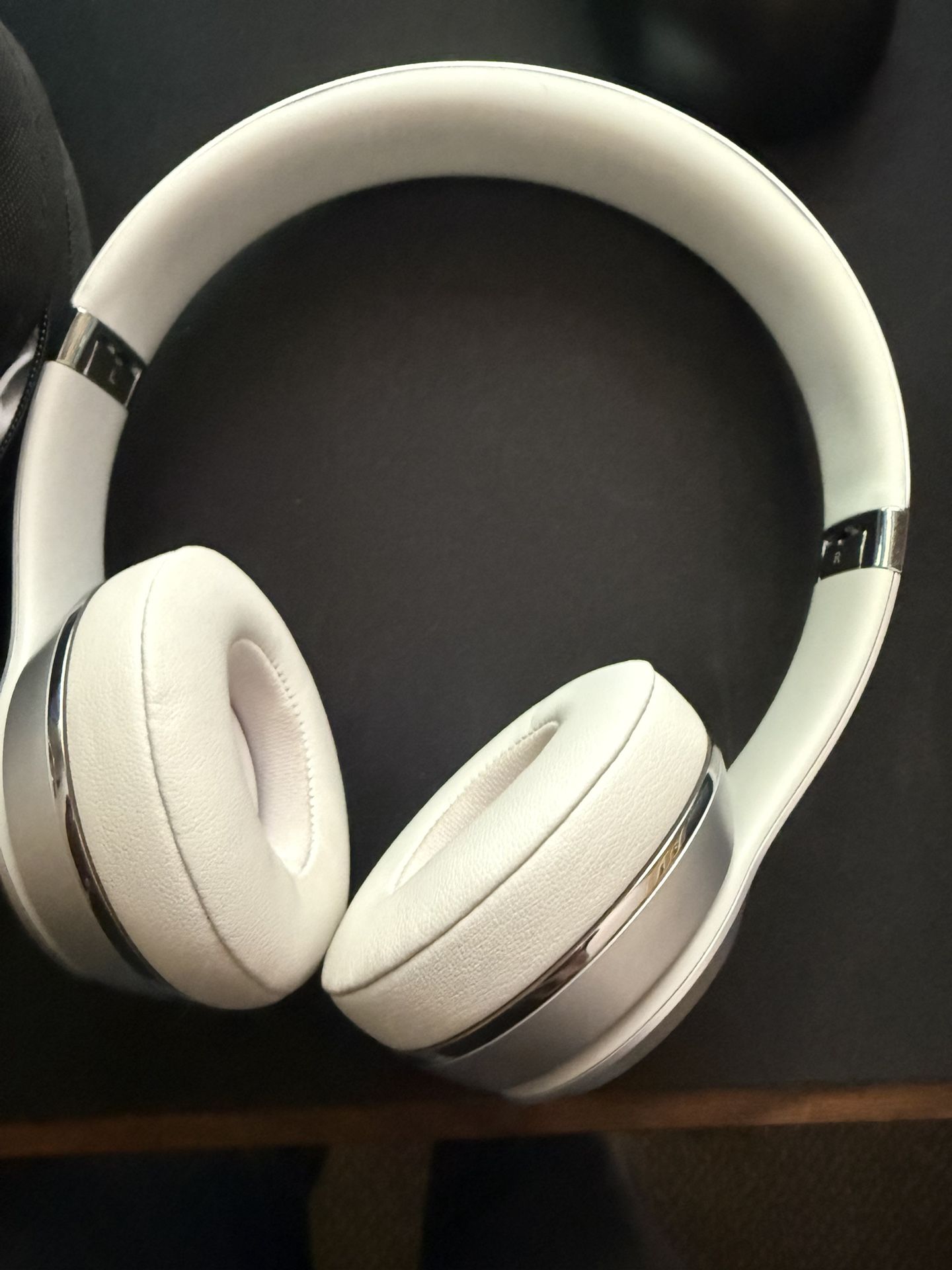 Beats Solo 3 (Wireless)