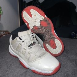 Jordan 11 Cherrys 
