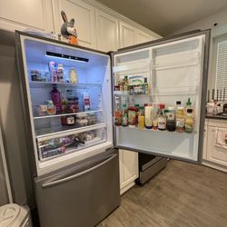 MORA REFRIGERATOR 
