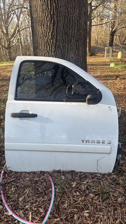 Tahoe door