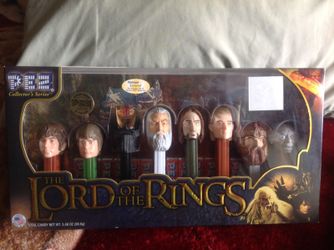 PEZ COLLECTOR 'S SERIES THE LORD OF THE RINGS