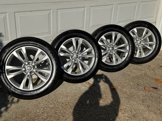 19" Audi wheels/tires/sensors/center caps