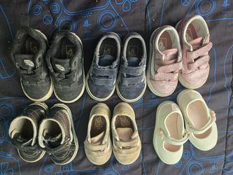 Toddler shoes vans  osh kosh size 6c