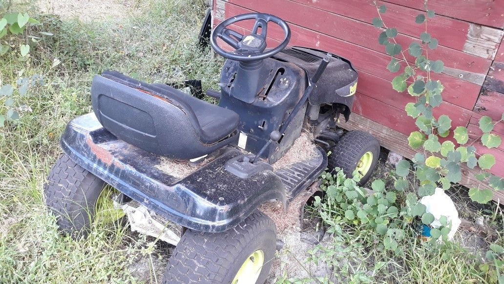 Poulan pro mower