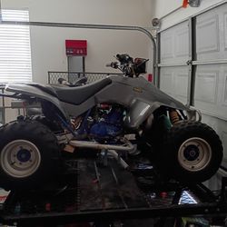 QUADZILLA  plus TRAILER