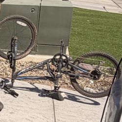 Kid mountain bike