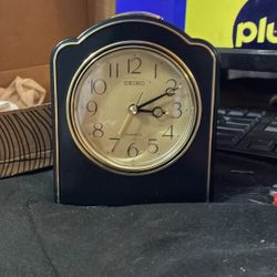 Seiko Quartz Analog Desk Clock Black Gold Traditional Rectangle
