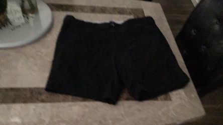 Men’s casual shorts
