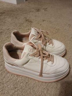 Women shoes size 9& 8.5