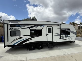 2016 Ragen 27FBX Toy Hauler