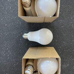 6 LUMIMAN Smart Color Changing Light Bulbs