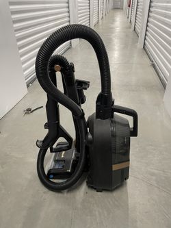 Shark Duo Canister Vacuum