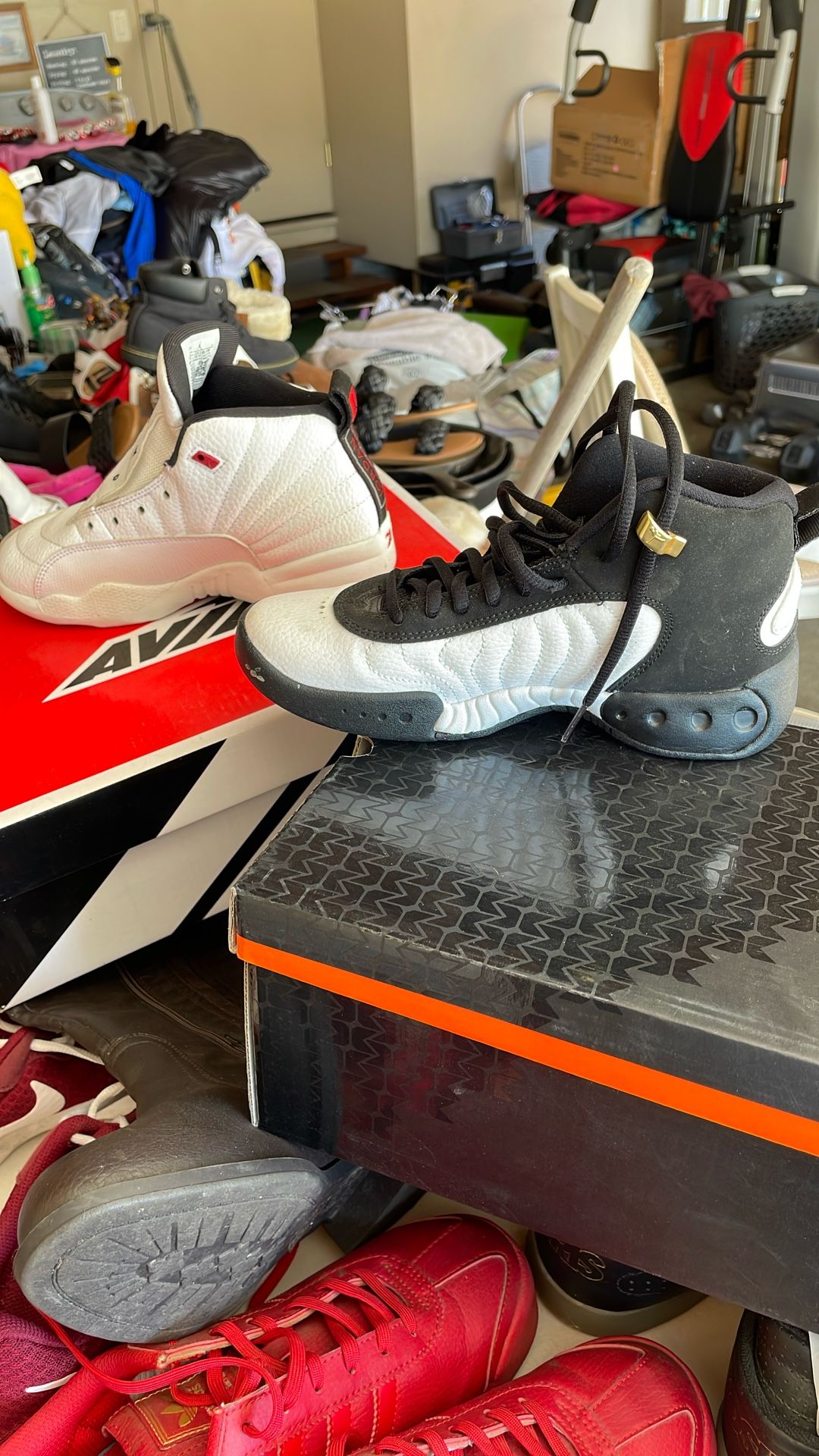 Jordan’s For Sale Back To School Size 2 Y N 4 Y