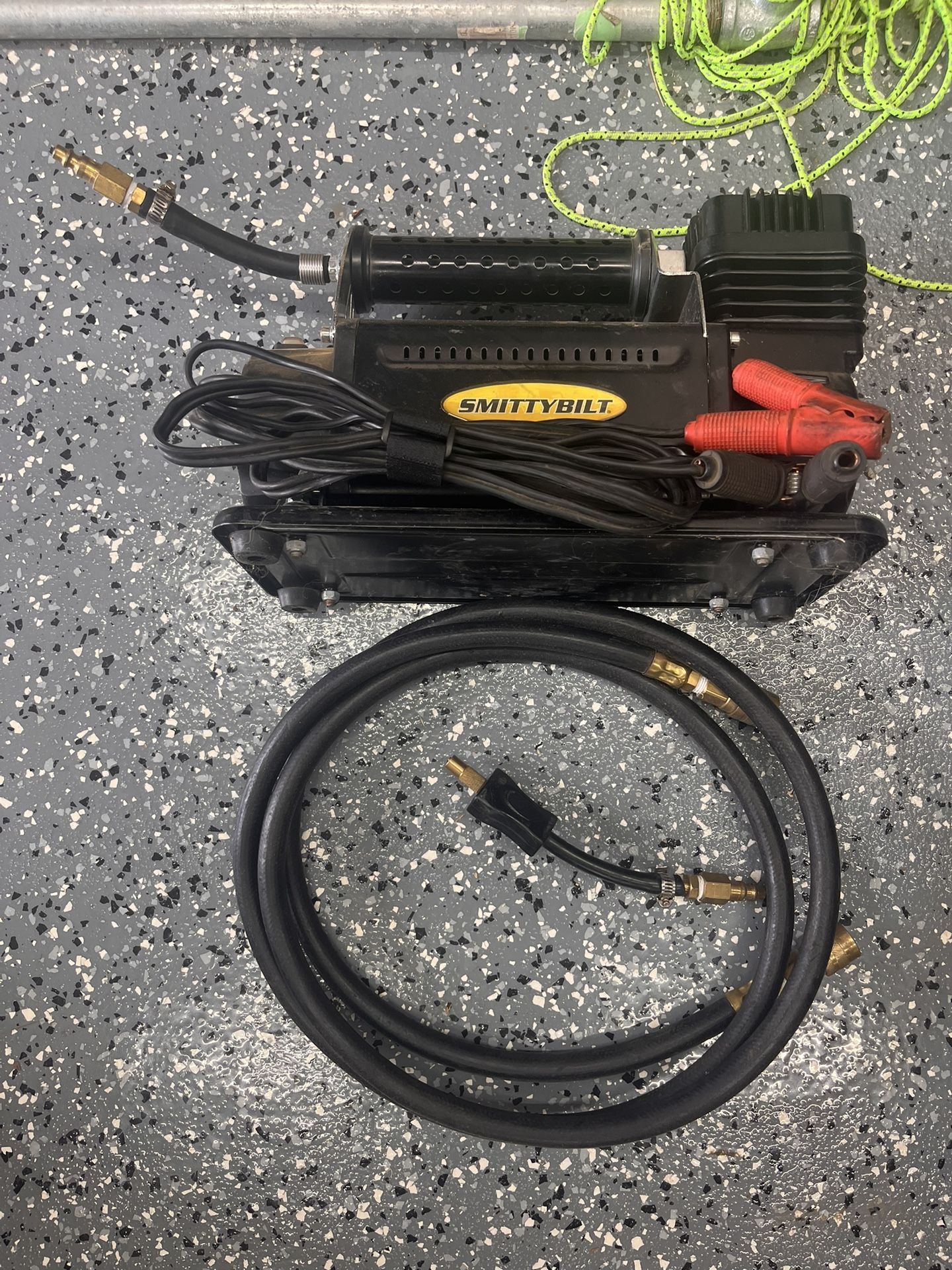 Smittybilt Tire Inflator