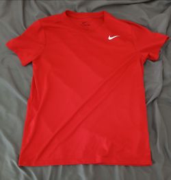 Women's Nike Dri-fit shirt.   Bought new and only used it a few times.  $5