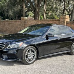 2014 Mercedes E-350 (Call/text 813-6oo-o2oo)