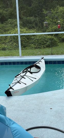 Oru Kayak w/paddles