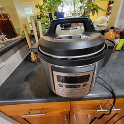 Insignia 8 qt pressure cooker