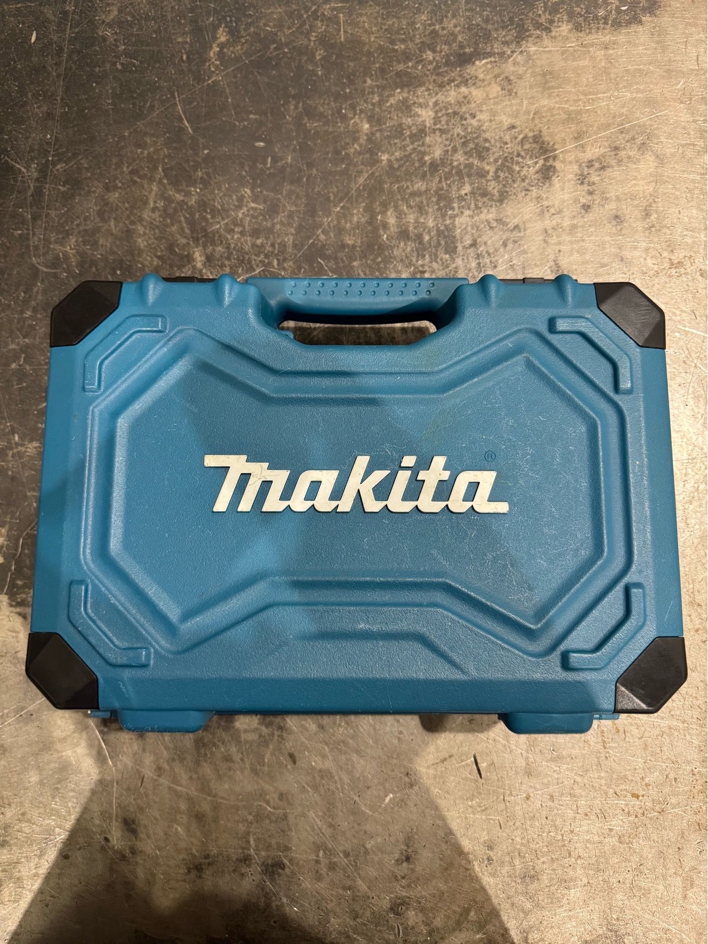 Makita Socket and Hand Tool Set