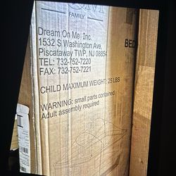 D o m bedside sleeper