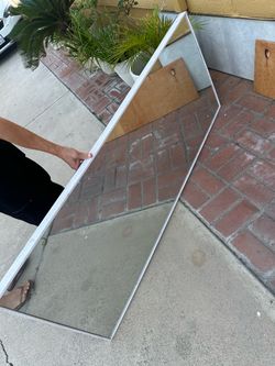 Full body white mirror will add more pictures in the next 24 hours