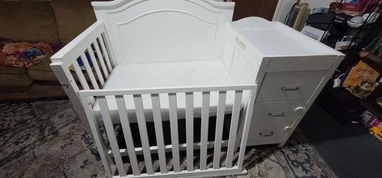 Baby crib