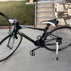 Giant Road Bike