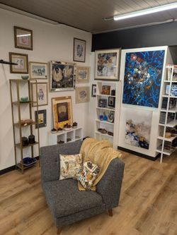 Milwaukie Vintage Shop Closing Sale FINAL DAY: 75% OFF!