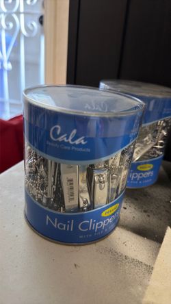 Nail clippers/files