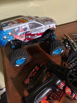 Arrma 1/16 Freedom Flyer Grom with 2 batteries and s155 charger