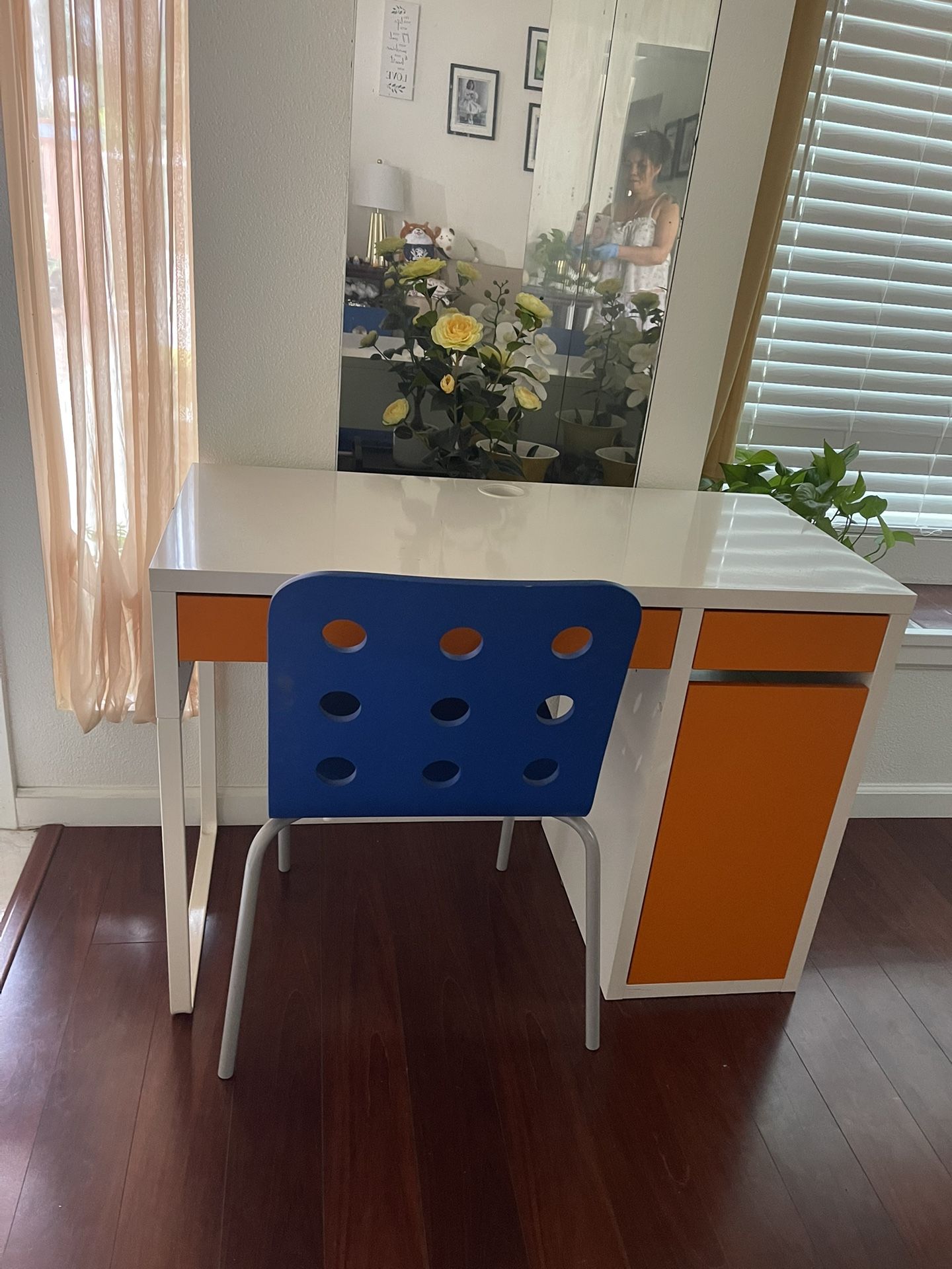 Study Desk and Chair