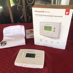Honeywell RTH2300B1038 Programmable Thermostat