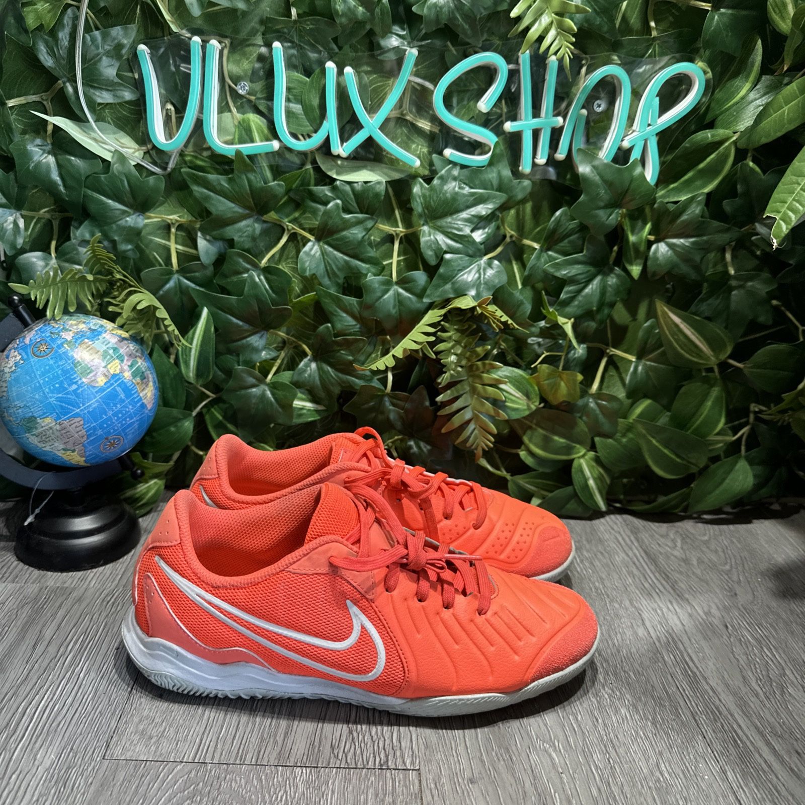 Nike Tiempo Legend 10 Academy IC Size 7.5 Men display picture 2