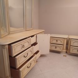 Solid Wood Sturdy White Cream Bedroom Set Includes Dresser With Mirror And 2 Night Stands