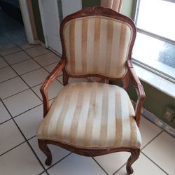 Free Beautiful Accent Chair - Must Be Picked Up Today