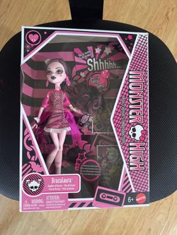 Monster High Dawn of the Dance Draculaura Reproduction Doll