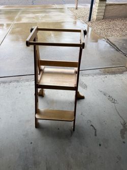 Kids safety ladder/stool