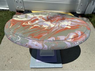 Kids marble swirl table