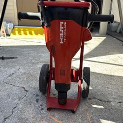 Hilti Hummer  Breaker TE 2000-AVR