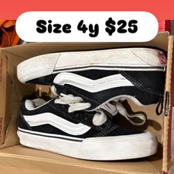 Vans Thick Size 4y