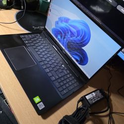 Dell  2- in-1 Touchscreen i7-10510U-CPU 10TH Gen. 16GB Ram 512GB SSD GPU: NVIDIA Graphics 