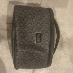 Guess Makeup Bag 