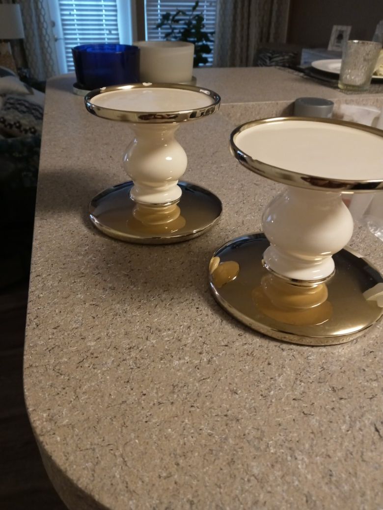 White and gold candleholders (2)