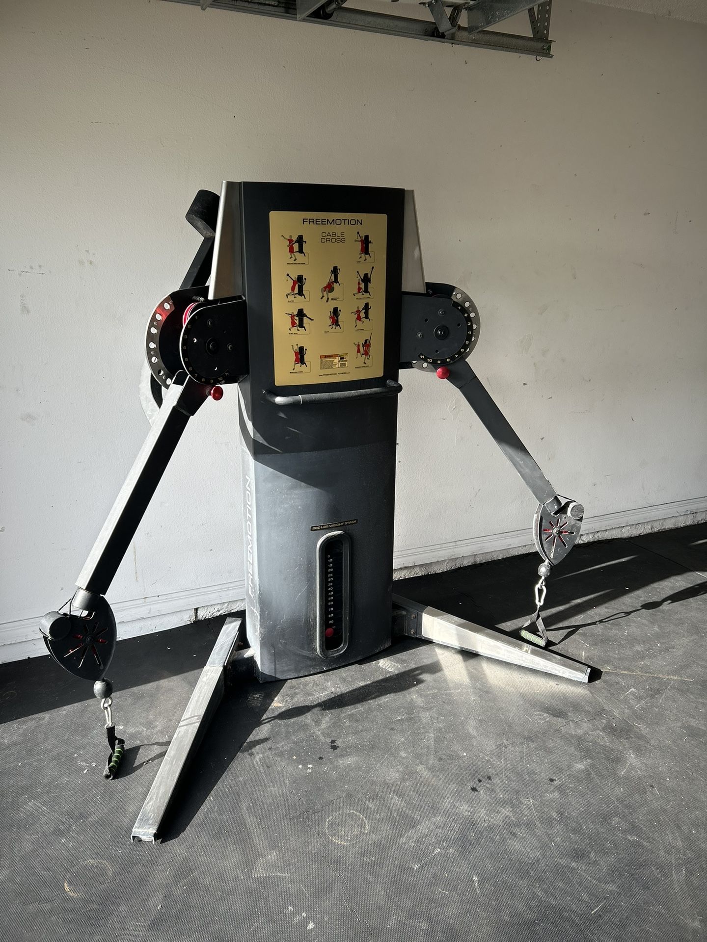 FreeMotion Functional Trainer cable crossover 