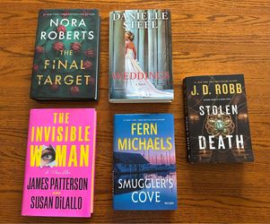 📚Hard (3) and Paperback (1) books Lot.  ALL for $20   PU near Kennewick Walmart