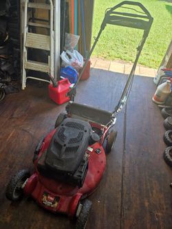 Self-Propelled Lawnmower NEED PULL ROPE AND CARBURETOR,