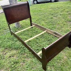 Twin Bed