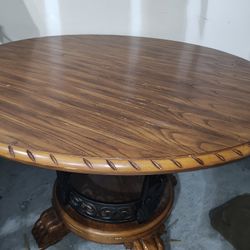 Round Dinette Table 